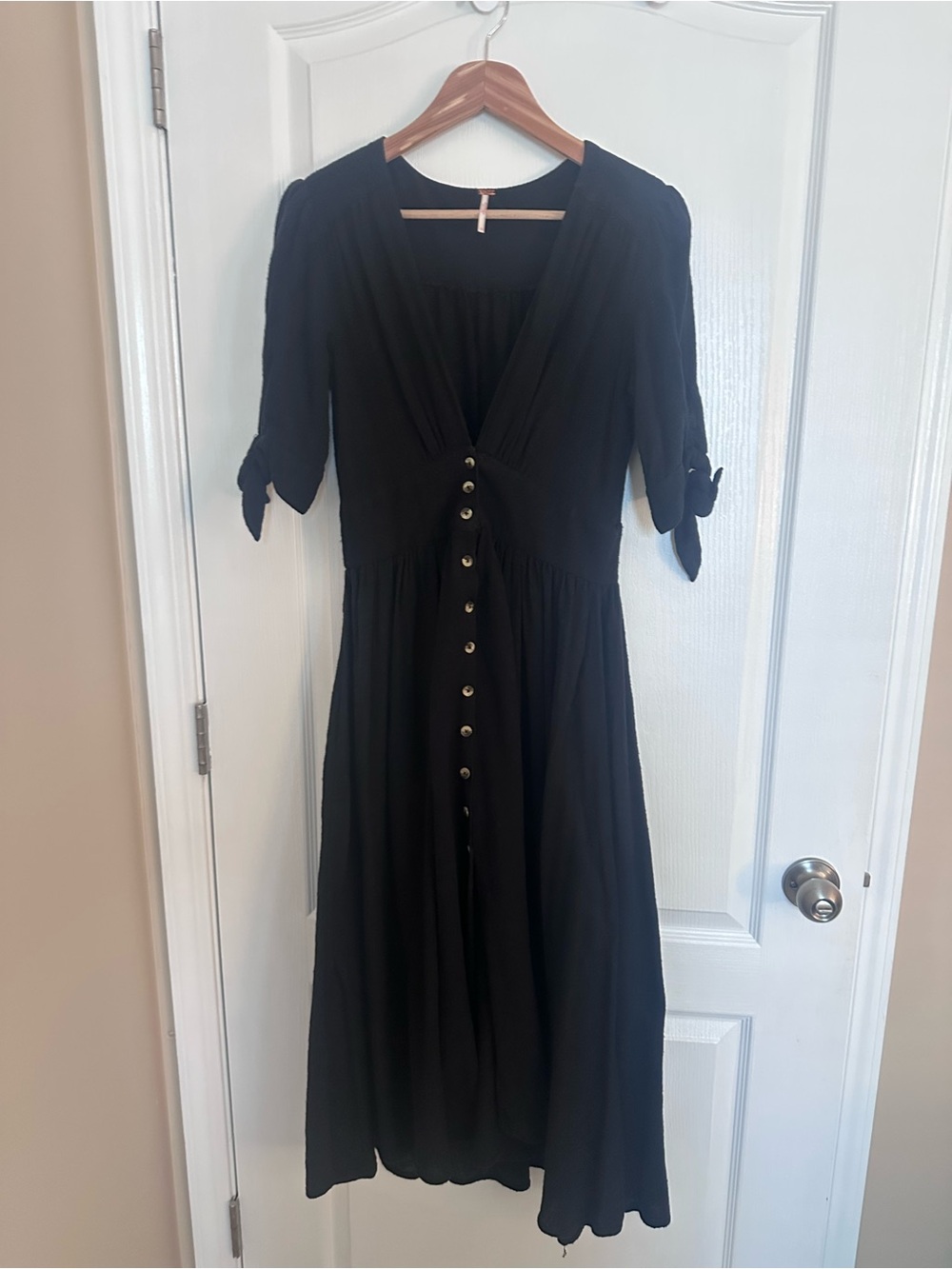 Free People Black Button-Front Women’s Midi Dress